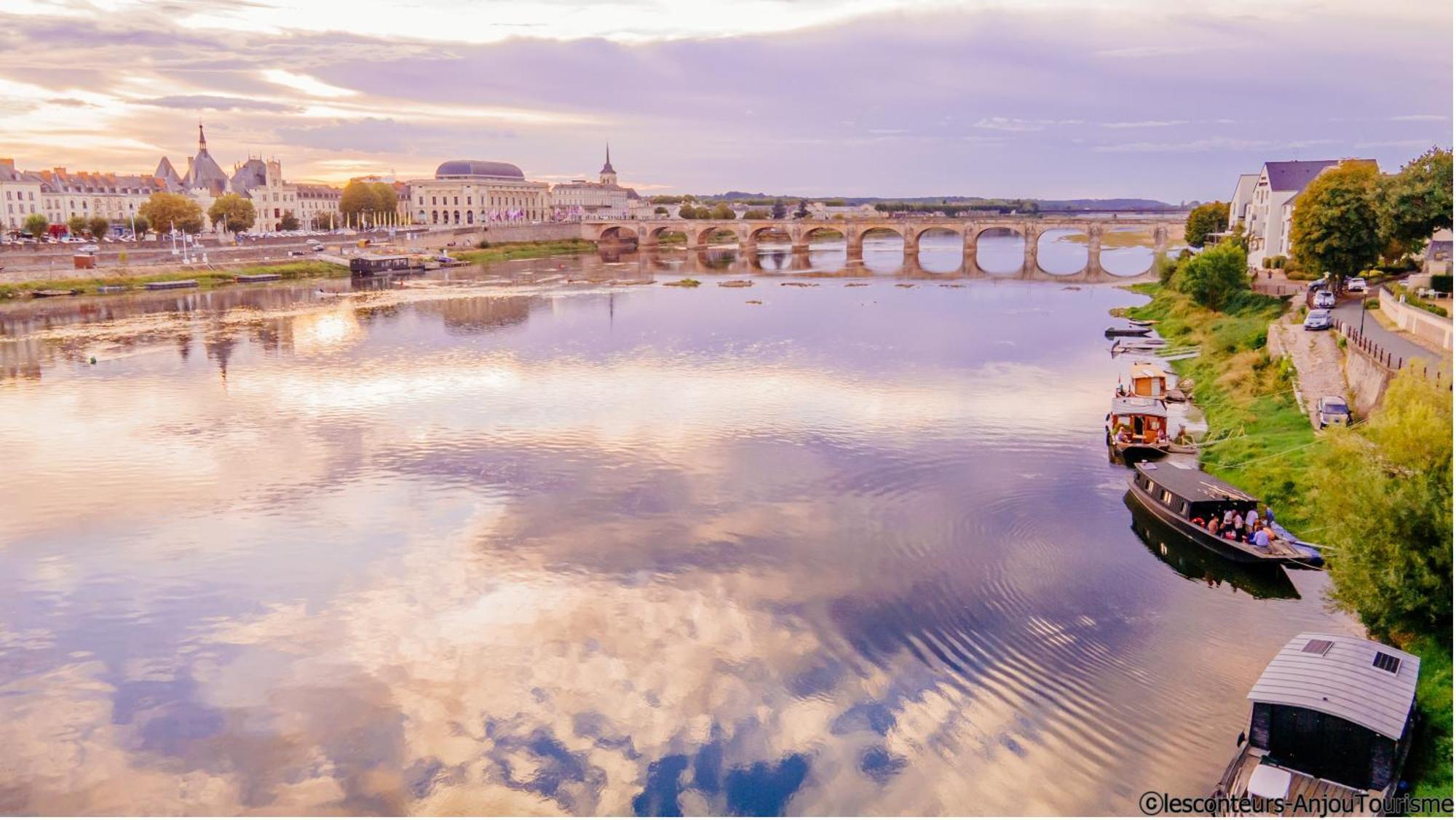 Bateau Le Vent De Travers Saumur Zewnętrze zdjęcie